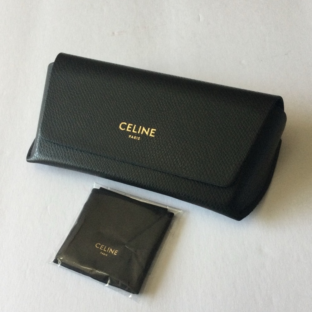 CELINE TEXTURED SUNGLASSES CASE. BLACK WITH CLEANING CLOTH NEW